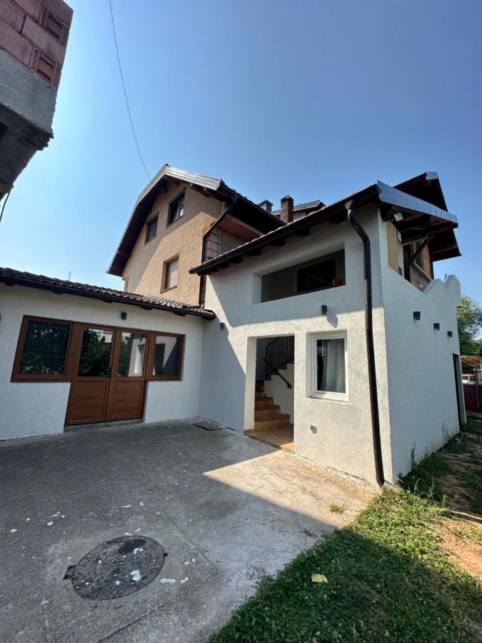 Aleja * Sarajevo